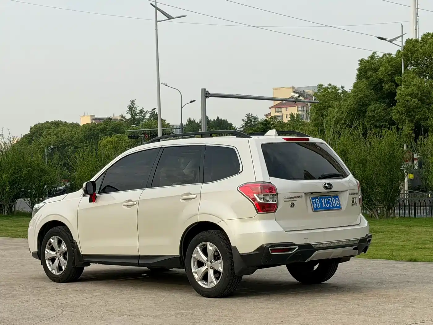 Subaru Forester 2013 2.5i Automatic Luxury Edition фото 4