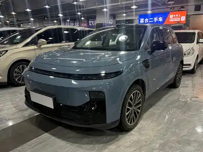 Leapmotor B10