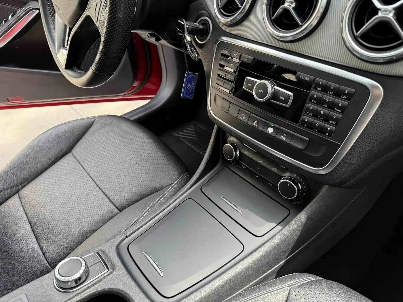Mercedes-Benz GLA 2015 GLA 200 Dynamic фото 17
