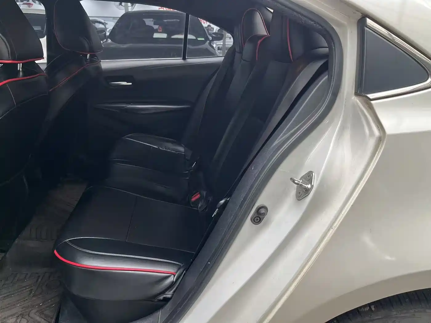 Toyota Levin 2019 Dual Engine 1.8H E-CVT Luxury Edition China V фото 9