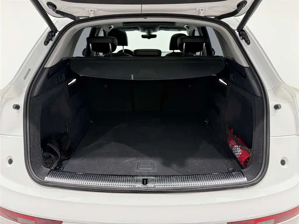 Audi Q5L 2020 45 TFSI Exclusive Fashion фото 14