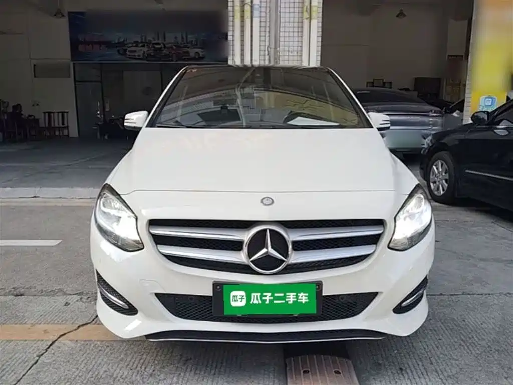 Mercedes-Benz B-Class 2015 B 200 Dynamic фото 3