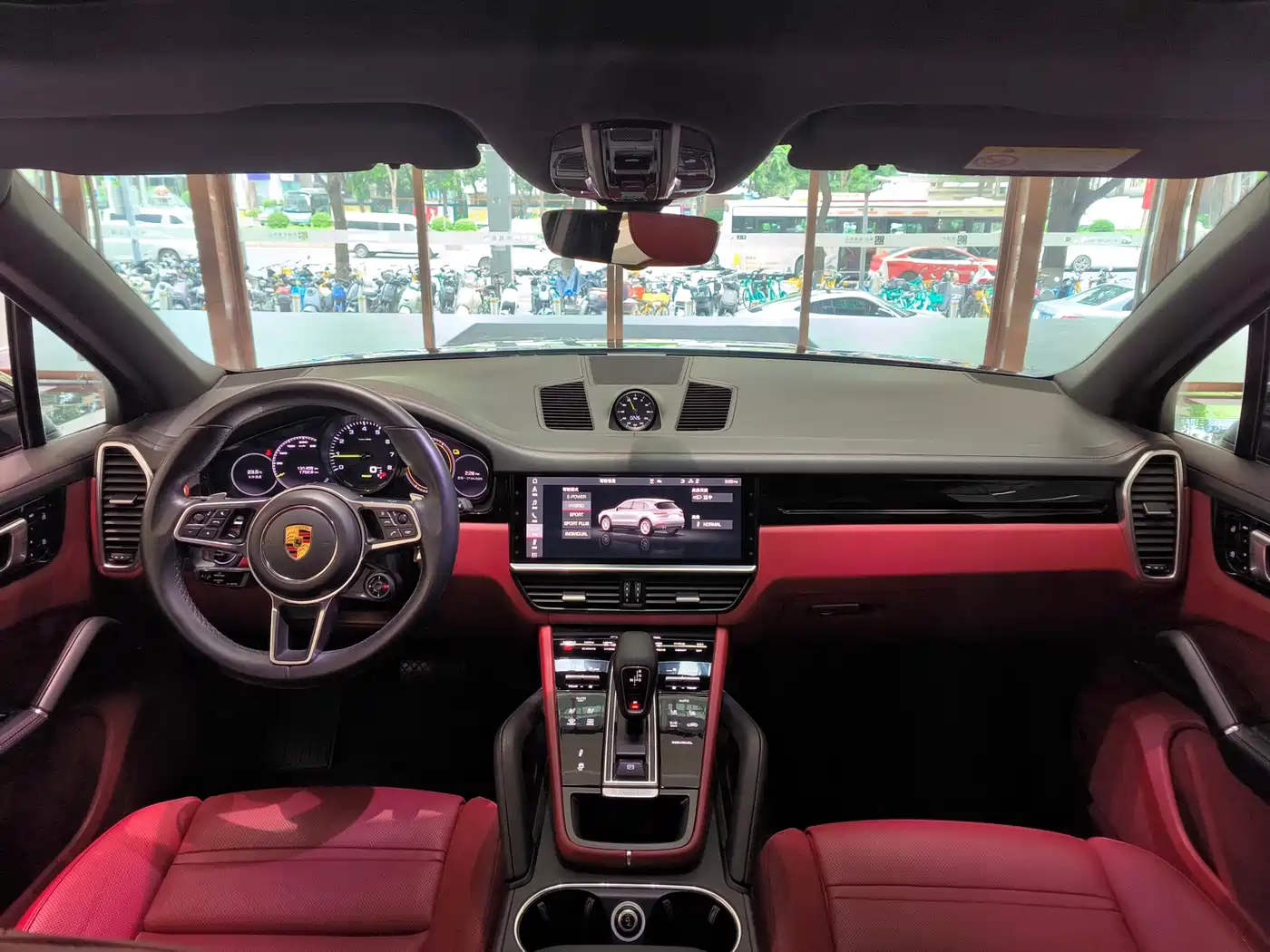 Porsche Cayenne New Energy 2021 Cayenne E-Hybrid 2.0T фото 24