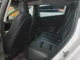 Фото 4 - Tesla Model 3