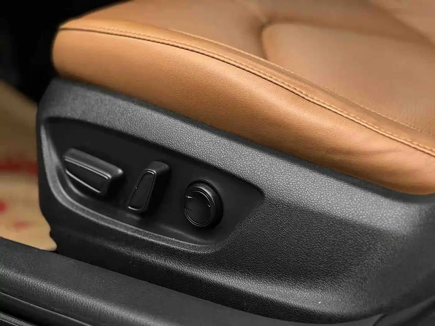 Toyota Avalon 2019 Hybrid 2.5L XLE Premium Edition China VI фото 7