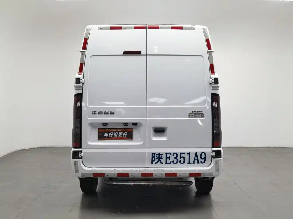 Jiangling JMC Fushun 2025 2023 Model 2.0T Manual Short Wheelbase Medium Roof Commercial Van 2/3 Seats