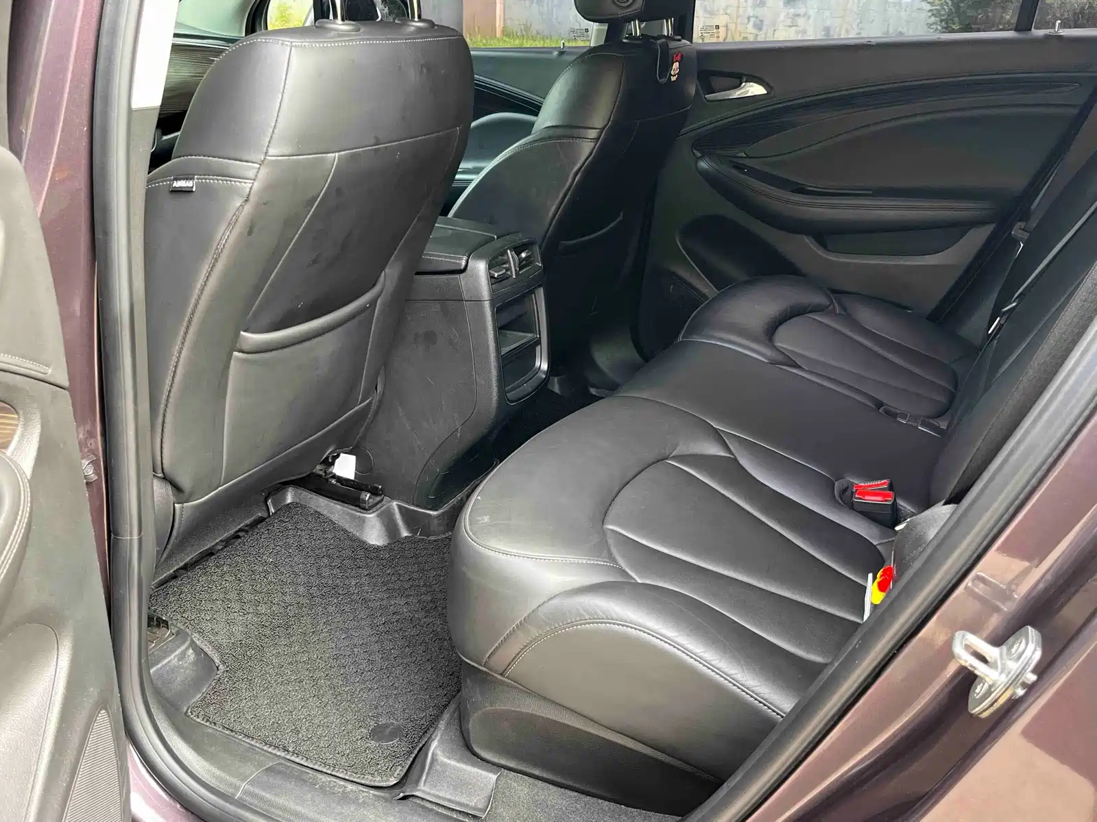 Фото 14 - Buick Envision Plus