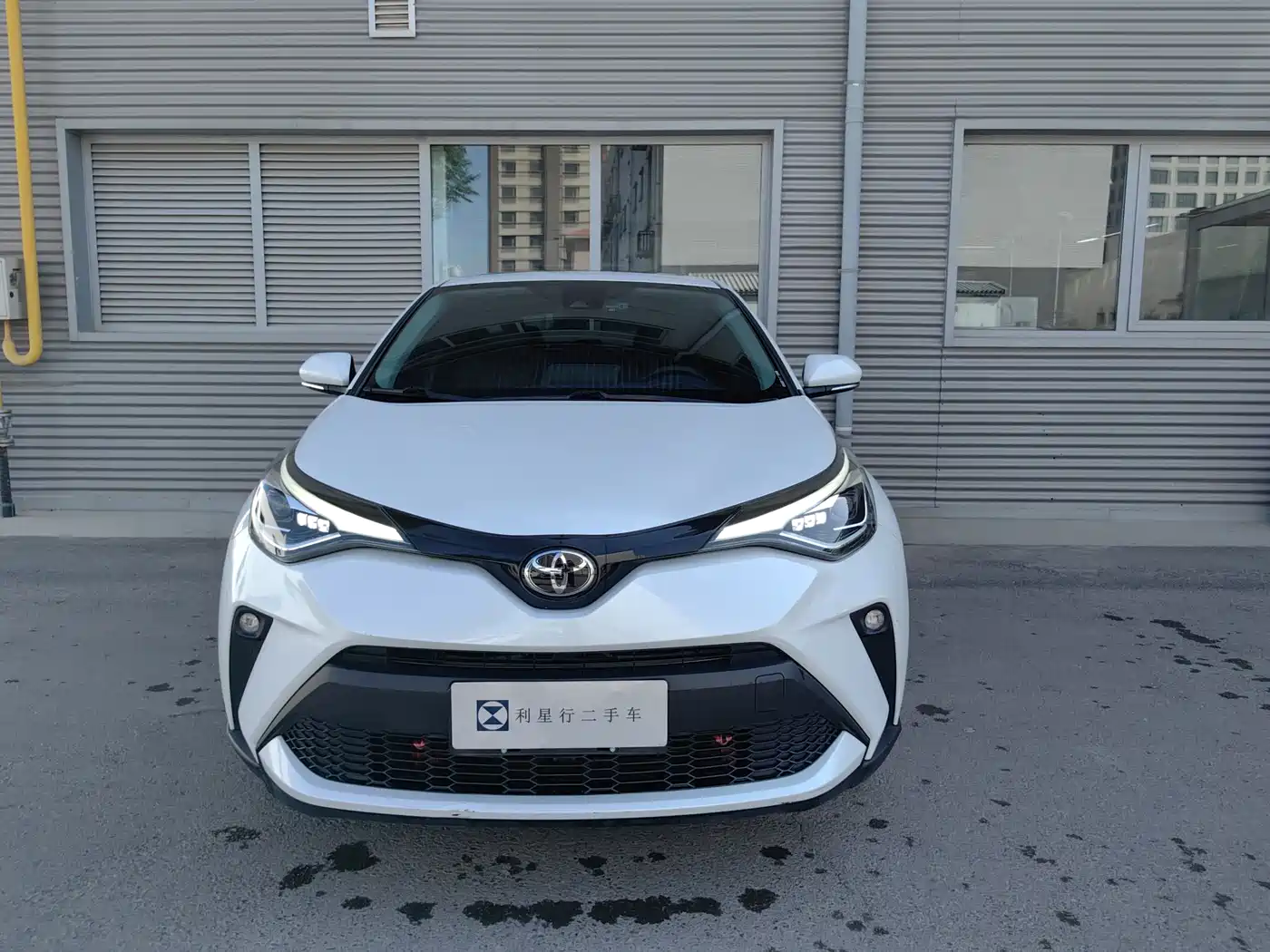 Toyota C-HR 2022 2.0L Leading Edition фото 3