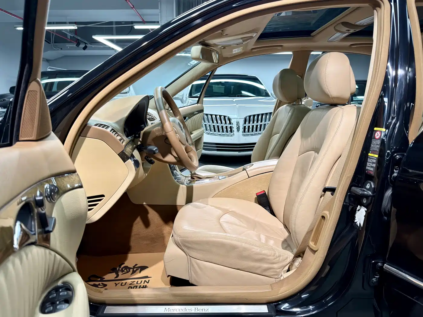 Mercedes-Benz E-Class 2007 E 350 Fashion фото 8
