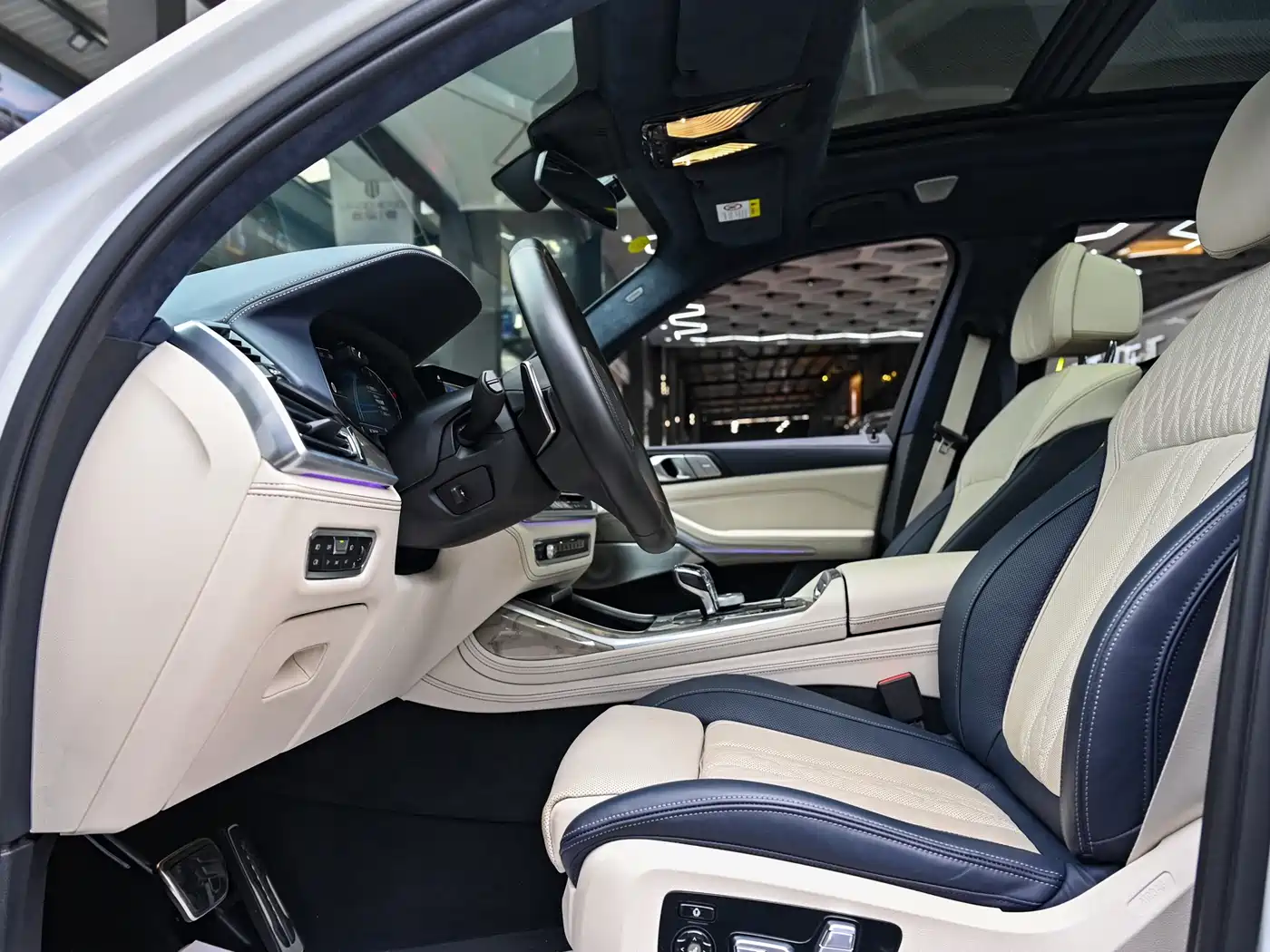 BMW X7 2020 xDrive40i Executive M Sport Package фото 9