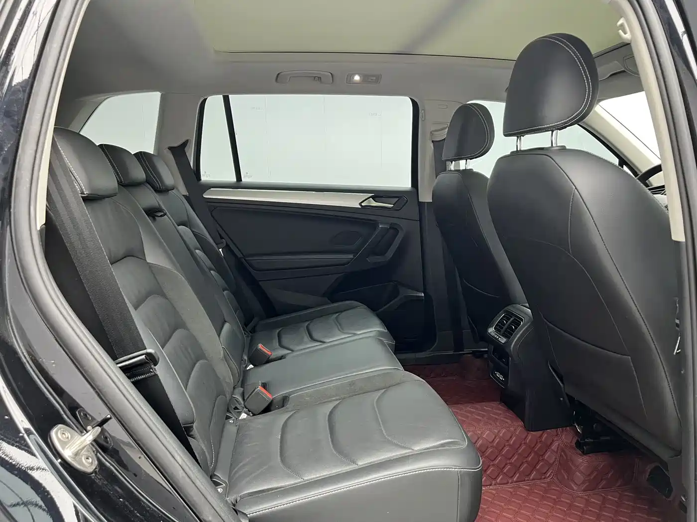 Volkswagen Tiguan L 2021 280TSI Automatic 2WD Smart фото 8