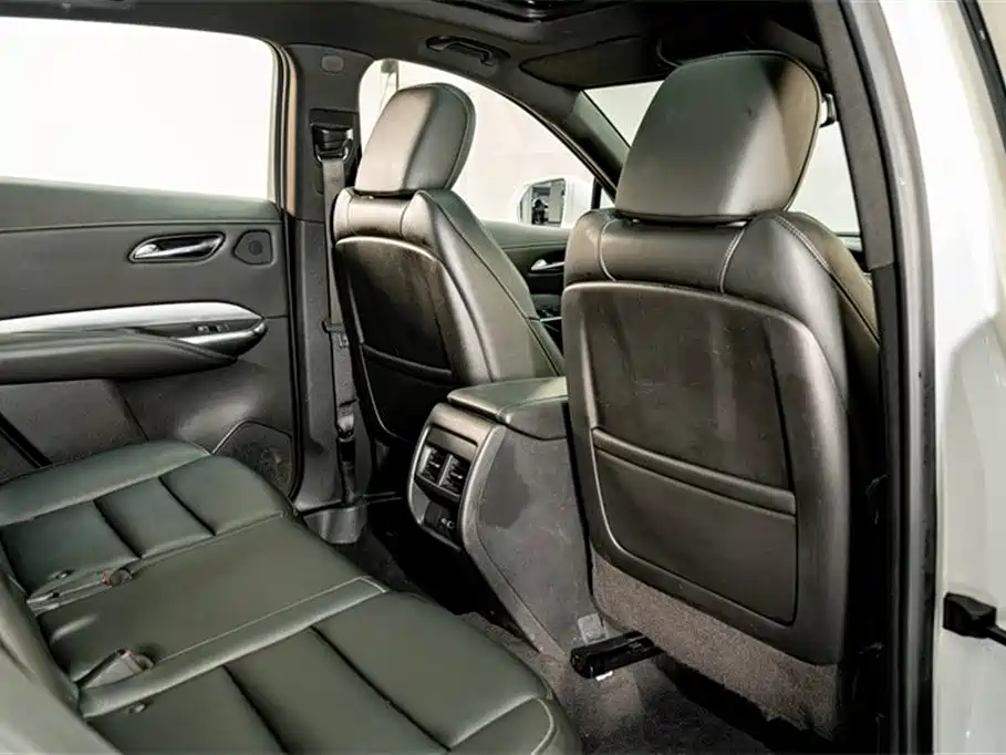Cadillac XT4 2020 Facelift 28T 2WD Leading фото 21