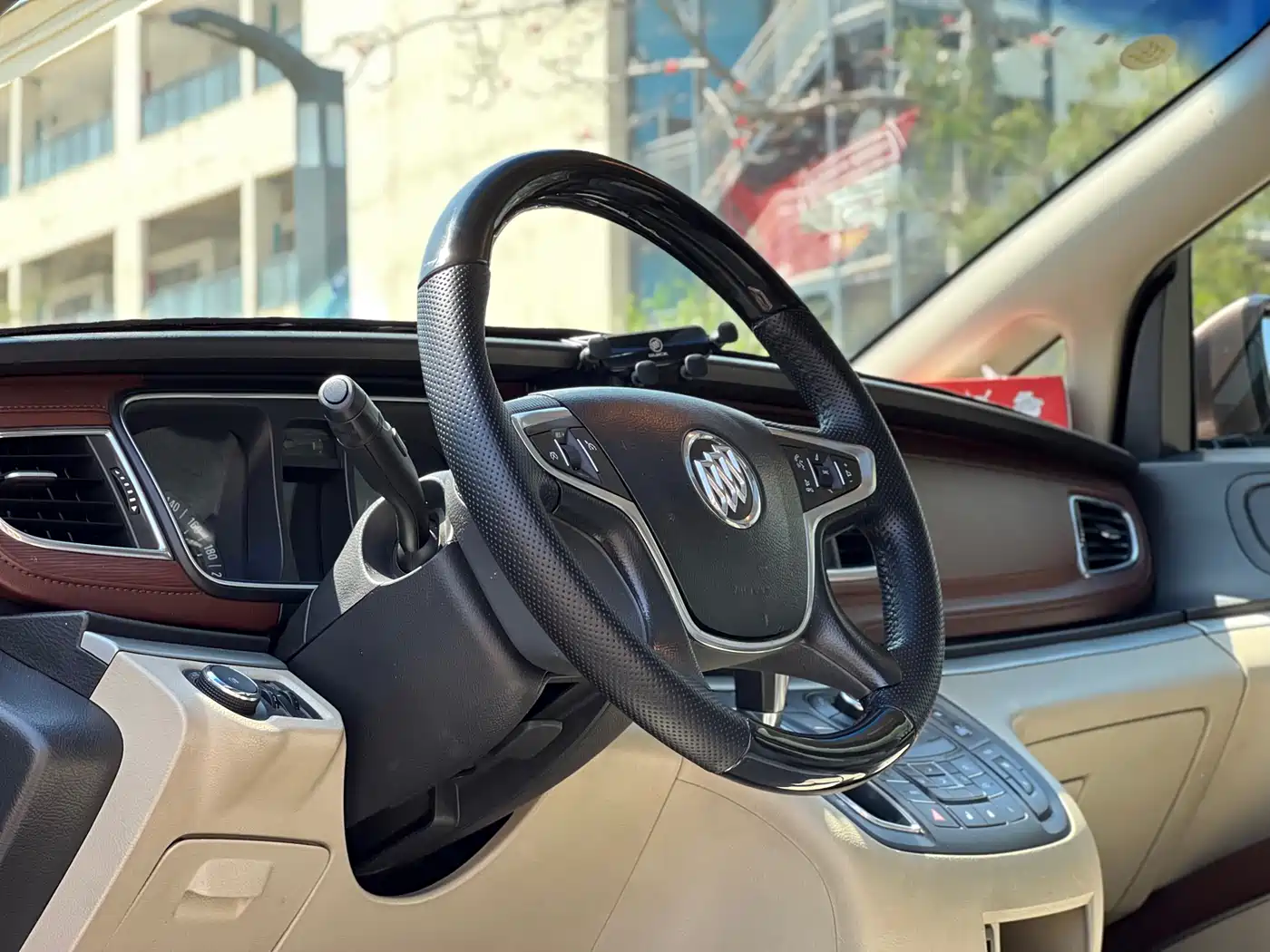 Buick GL8 2018 28T Luxury Model China VI фото 14