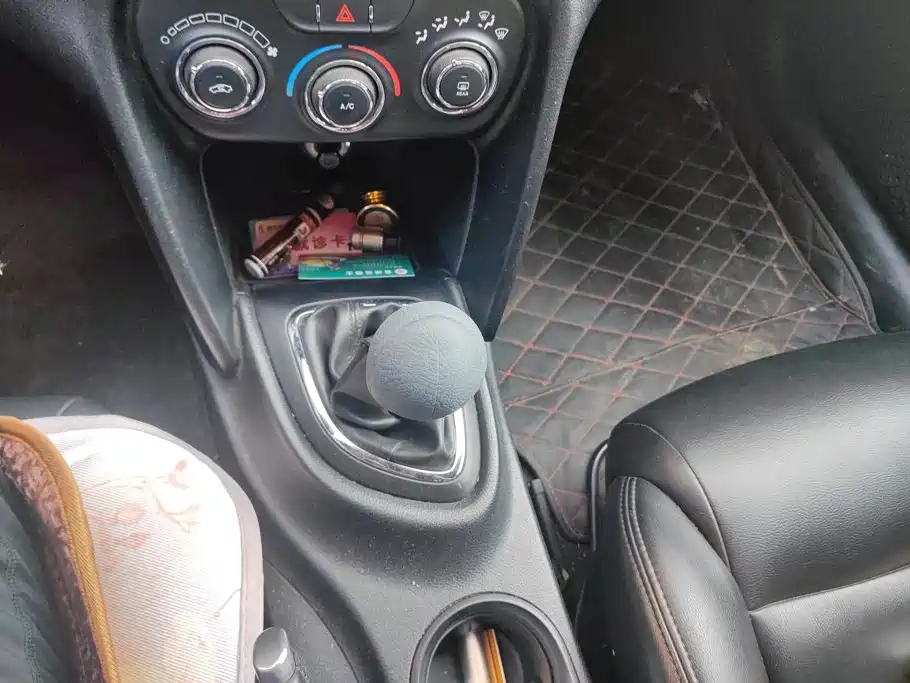 Fiat Viaggio 2014 2015 1.4T Manual Delight Edition