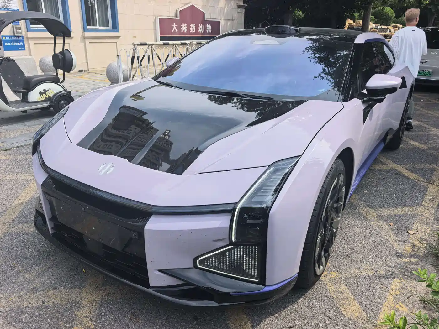 2023 HiPhi Z
