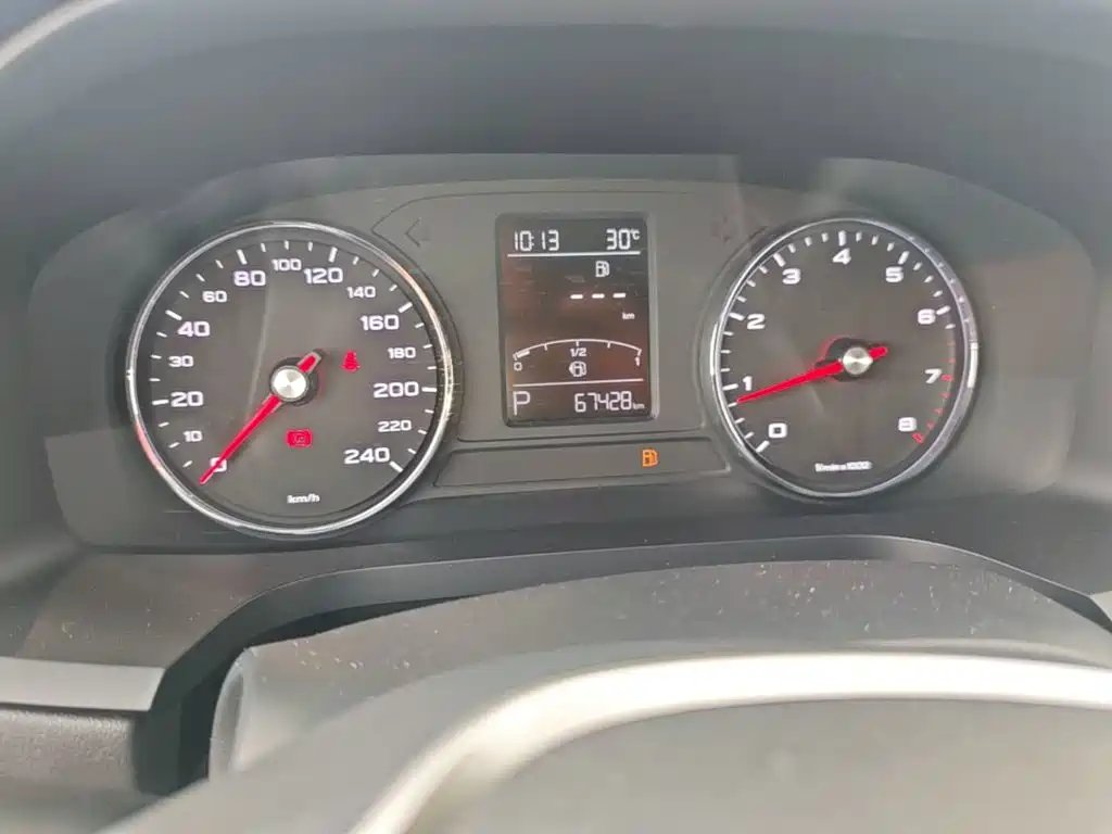 Roewe i6 2019 2020 PLUS 1.6L CVT 4G Connected Glory Flagship Edition
