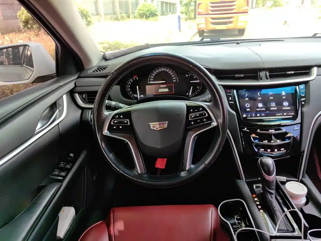 Cadillac XTS 2018 28T Technology фото 3