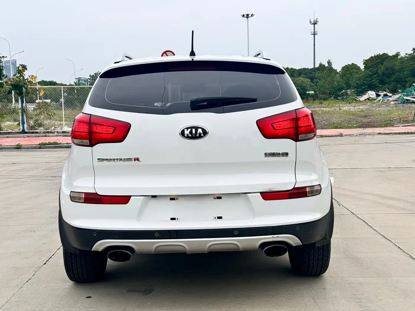 Kia Sportage 2015 2.0L Automatic 2WD GLS фото 6