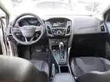 Фото 10 - Ford Focus