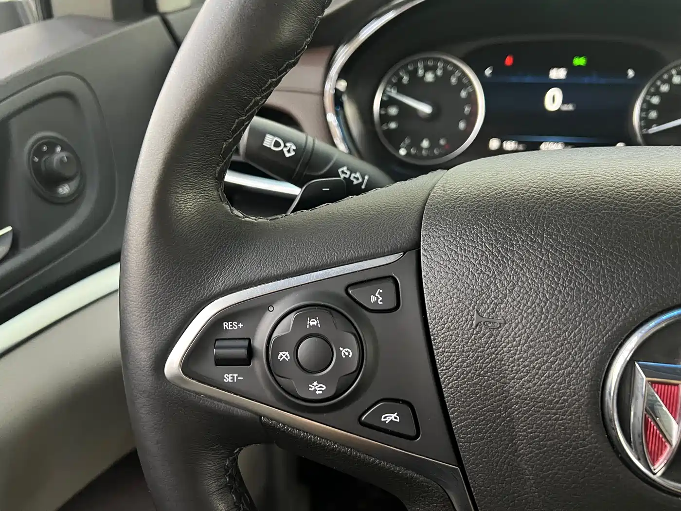 Buick GL8 2021 Land Business Class 652T Smart Premium фото 7