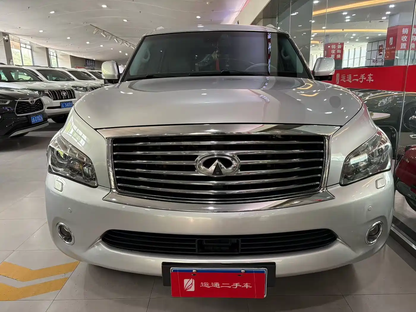 Infiniti QX 2010 2008 QX56