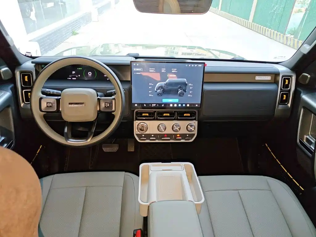 iCAR V23 2025 2025 FWD Premium Model
