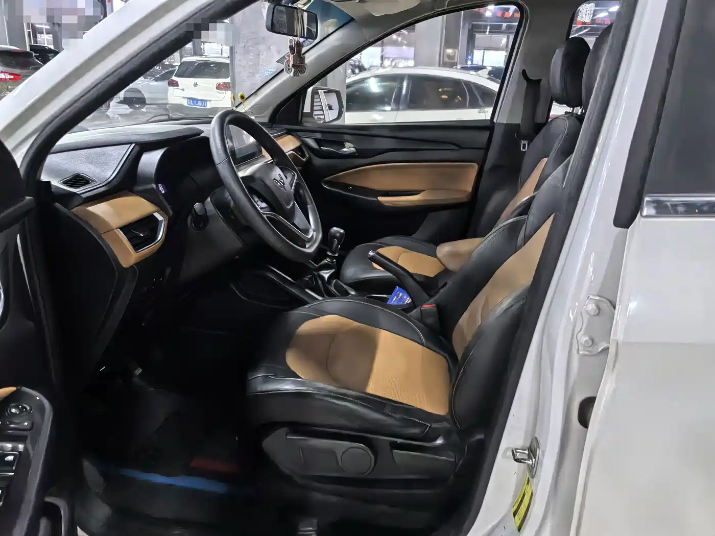 Wuling Motors Wuling Hongguang S3 2019 2018 1.5L Manual Luxury China V