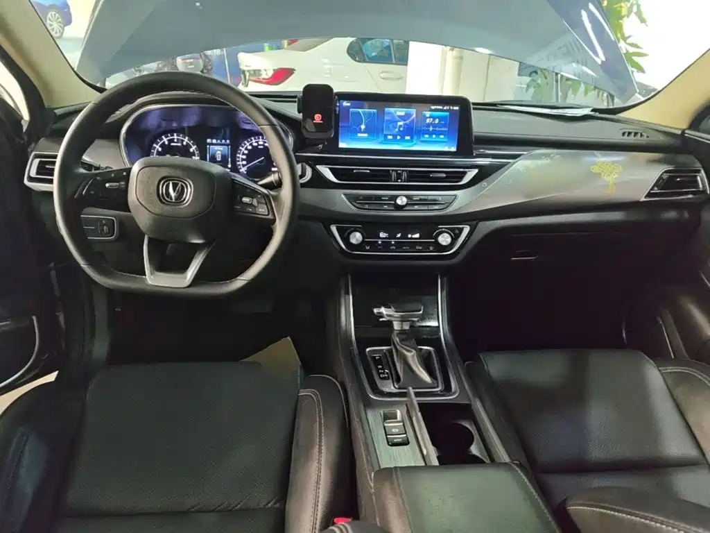 Changan Ruicheng CC 2021 2021 Blue Whale Edition 1.5T DCT Luxury