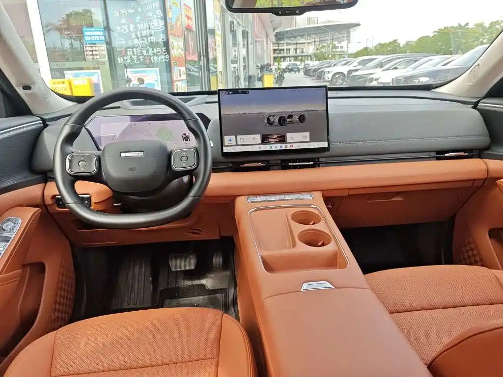 Photo 8 - Haval Xiaolong MAX