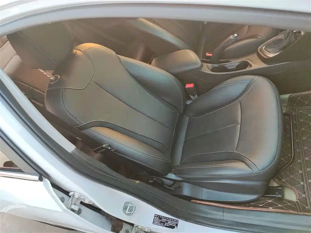 Buick Excelle 2019 18T Auto Connected Elite China VI фото 25