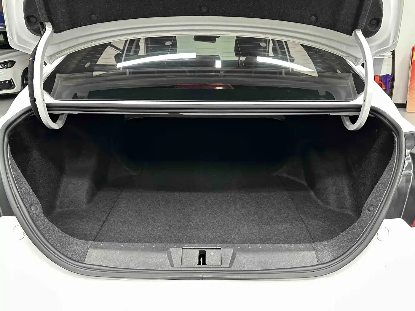 GEELY AUTOMOBILE EMGRAND