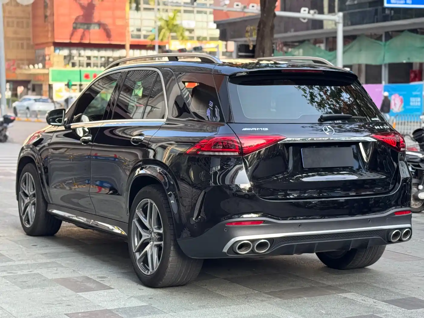MERCEDES-BENZ GLE AMG