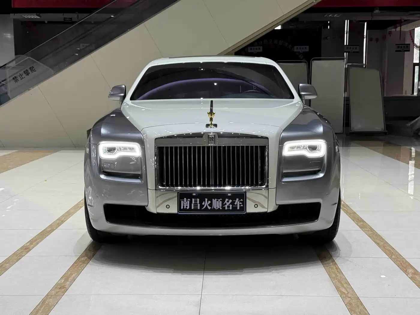 Rolls-Royce Ghost 2012 2010 Model 6.6T Standard