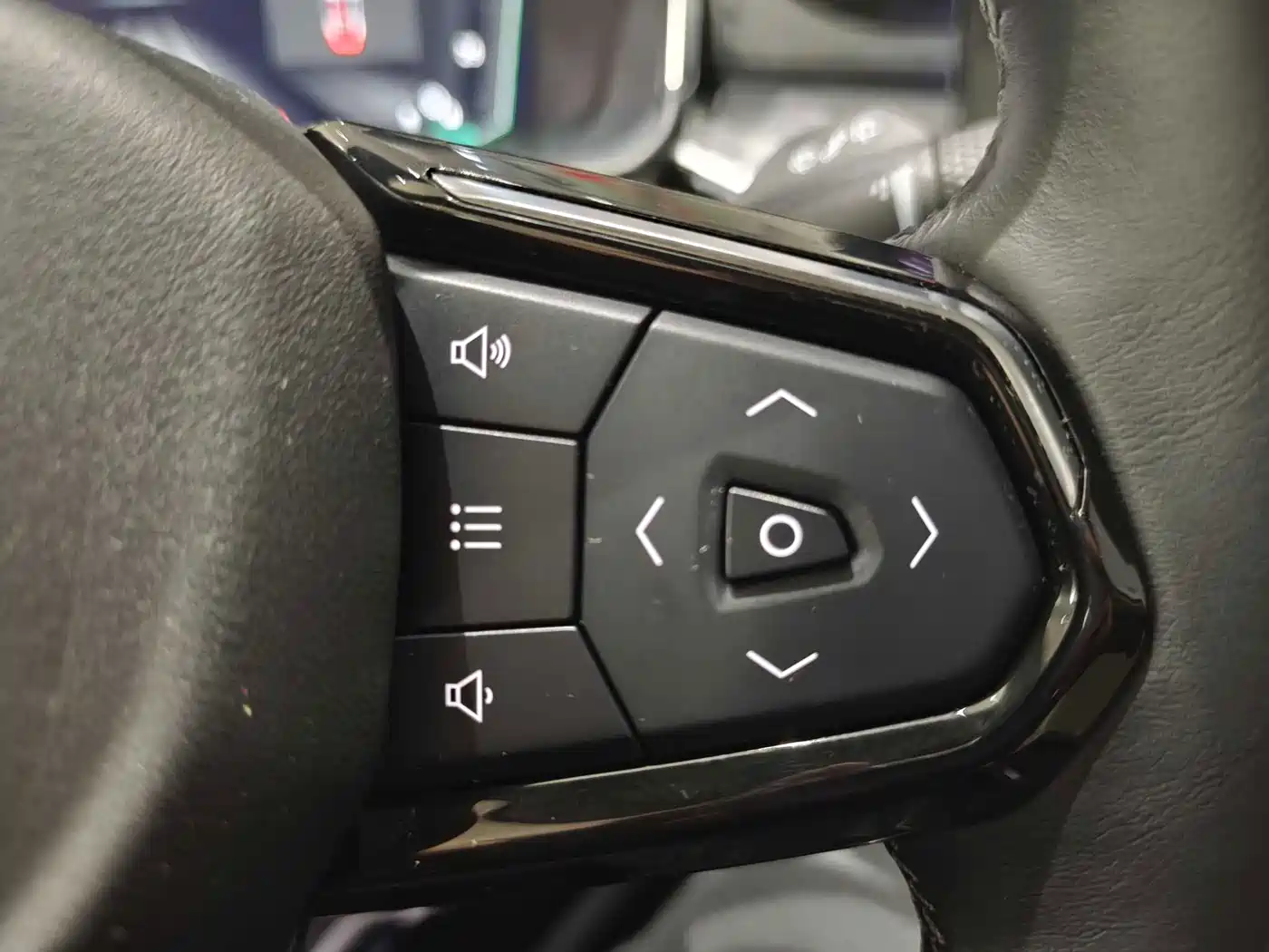 Lynk & Co 06 EM-P 2022 2022 PHEV 84KM Range Pro