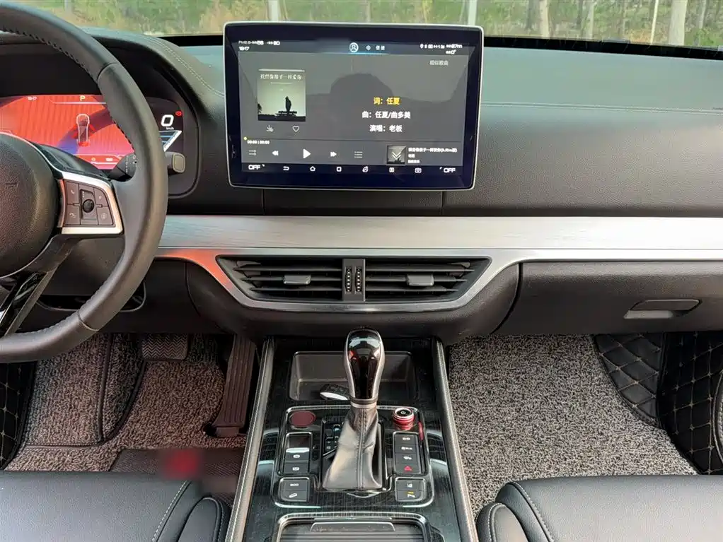 BYD Tang 2018 2.0T Automatic Smart Connection Honor Edition 7-Seater China V фото 6