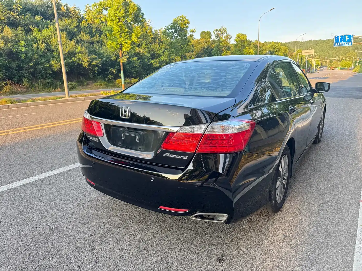 Фото 7 - Honda Accord