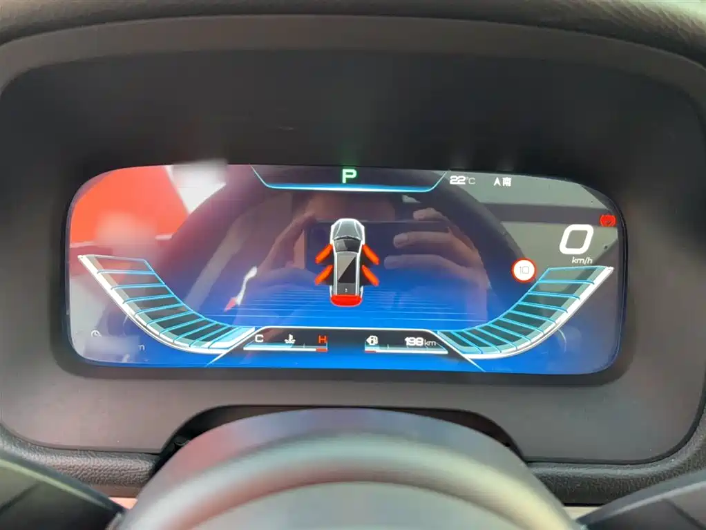 BYD Tang 2018 2.0T Automatic Smart Connection Honor Edition 7-Seater China V фото 4
