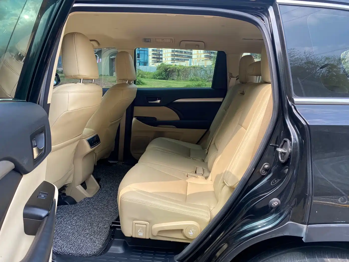 Toyota Highlander 2018 2.0T 2WD Elite 7-seater (China V) фото 17