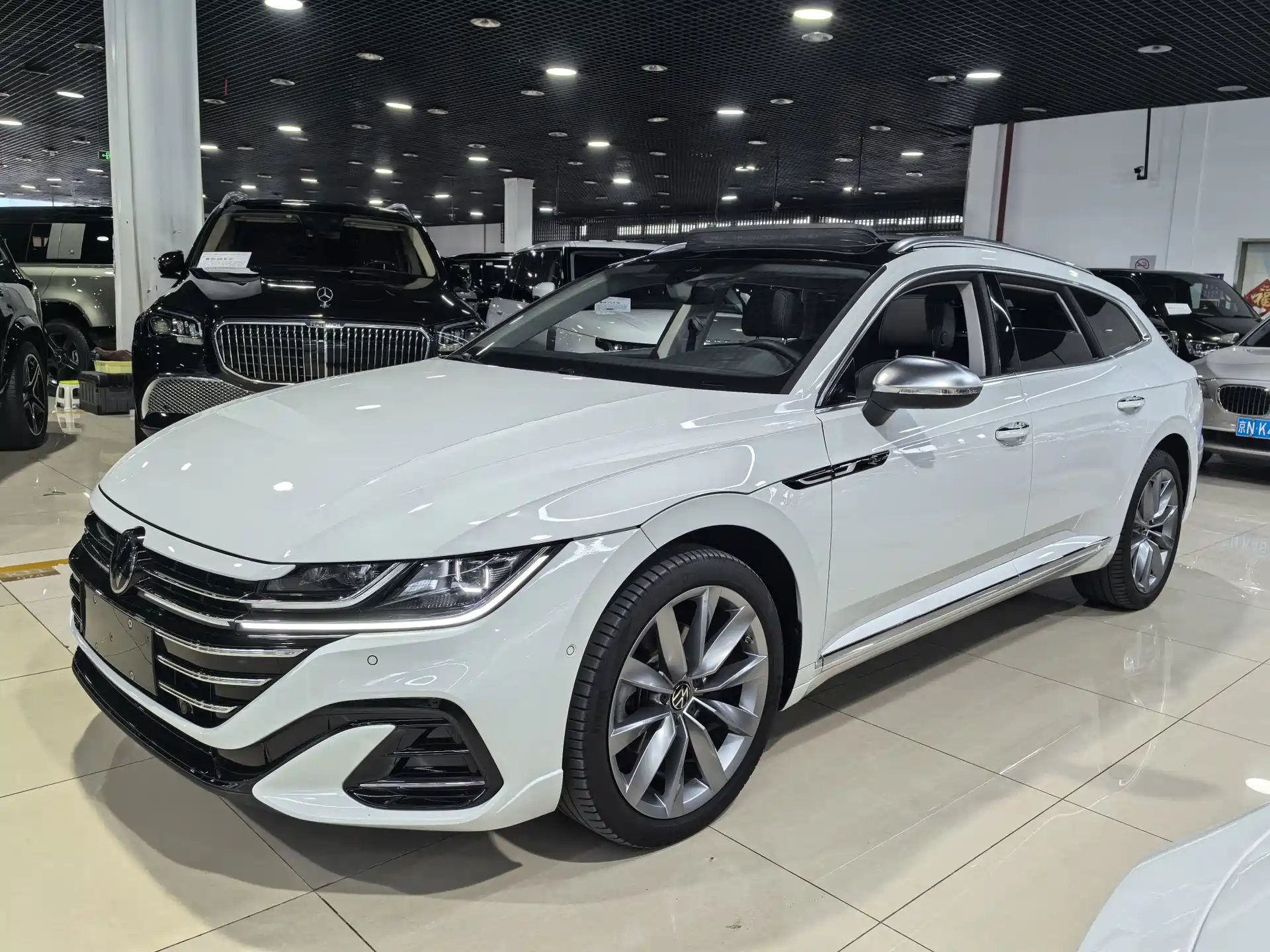 صورة 3 - Volkswagen CC