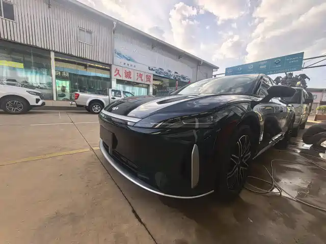 Chery Fengyun A9L 2025 Model 260 Extended Range Premium Edition