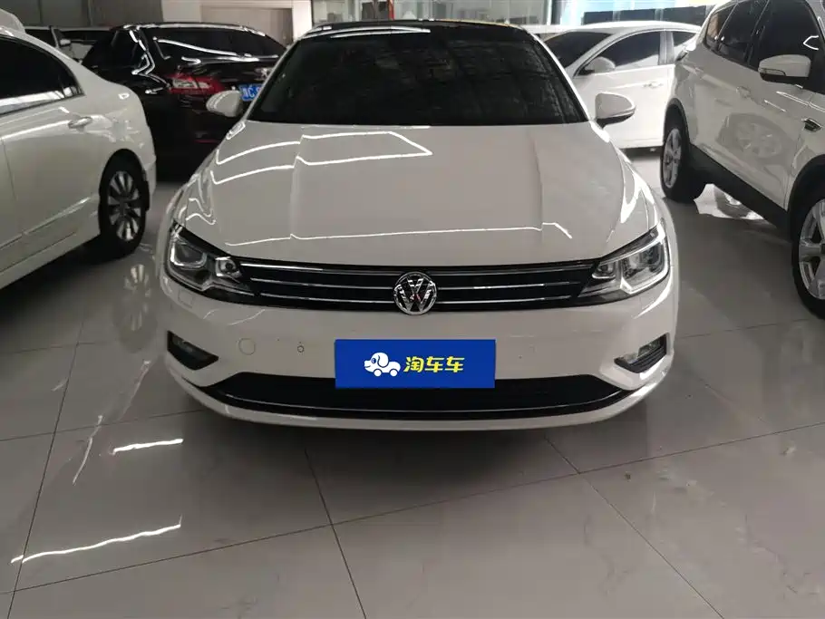 Volkswagen Lamando 2017 280TSI DSG Luxury Edition фото 2