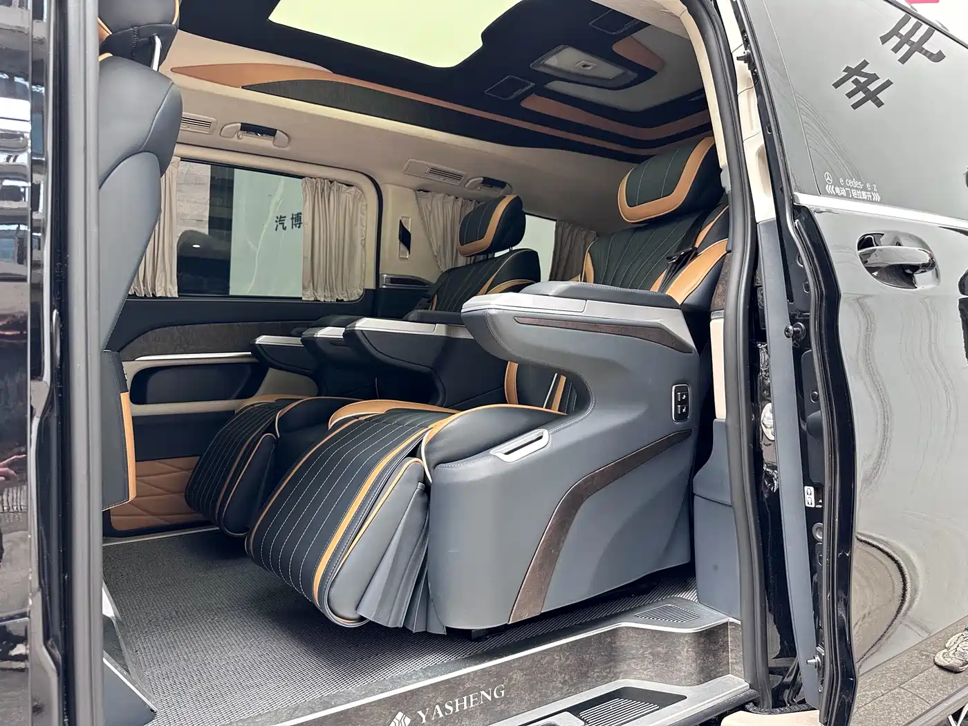 MERCEDES-BENZ V CLASS