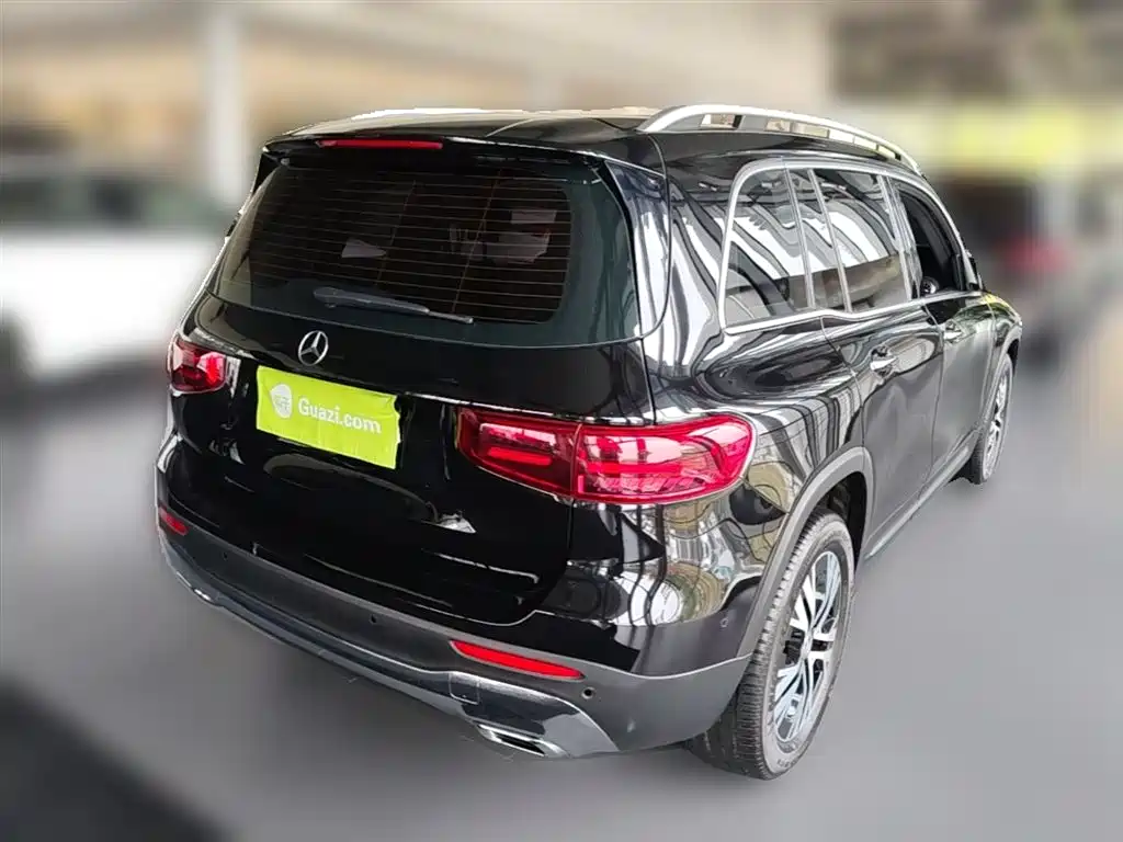 Mercedes-Benz GLB 2024 Facelift GLB 220 Dynamic фото 12