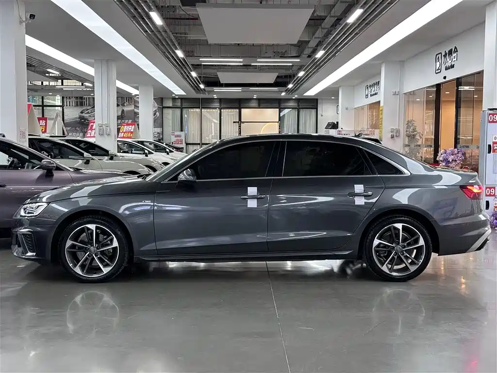 Audi A4L 2020 40 TFSI Fashion Dynamic Edition фото 9