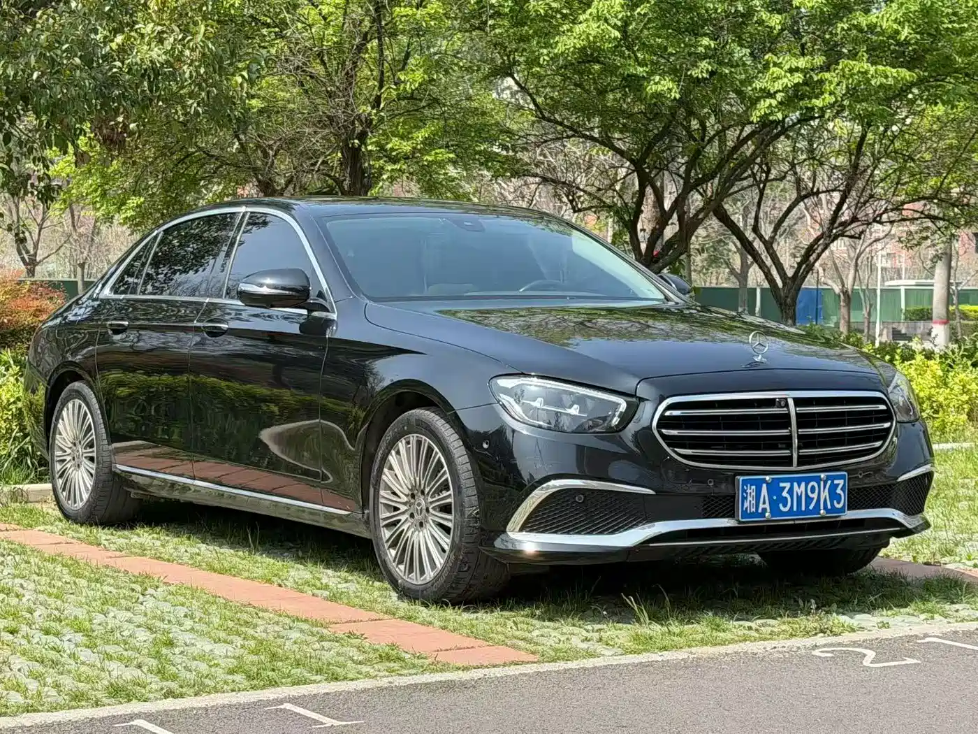  E CLASS