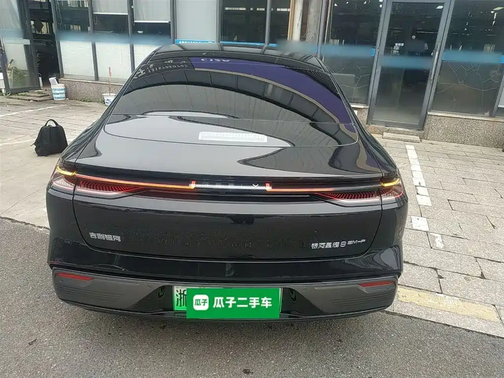 Geely Galaxy Galaxy Xingyao 8 2025 130km EM-P Starship Edition фото 4