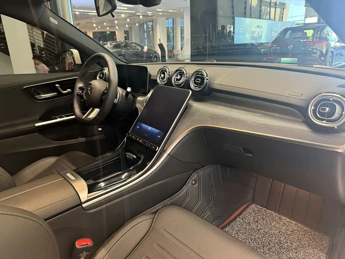 Mercedes-Benz C-Class, миниатюра 11