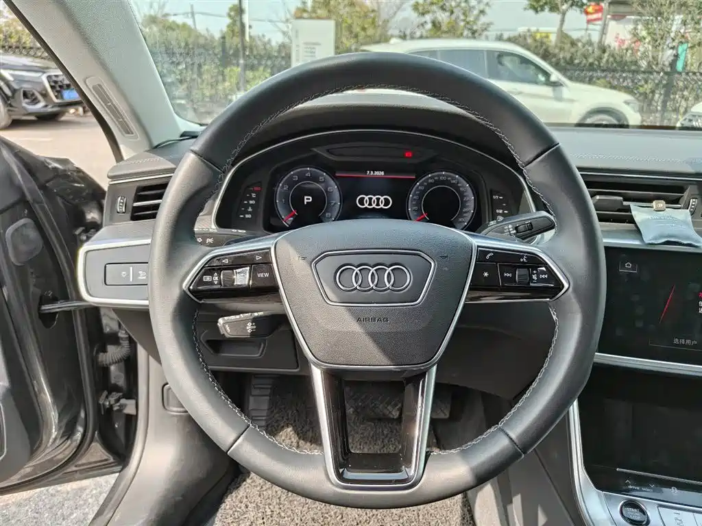 Audi A7 2024 45 TFSI Premium Selection фото 10
