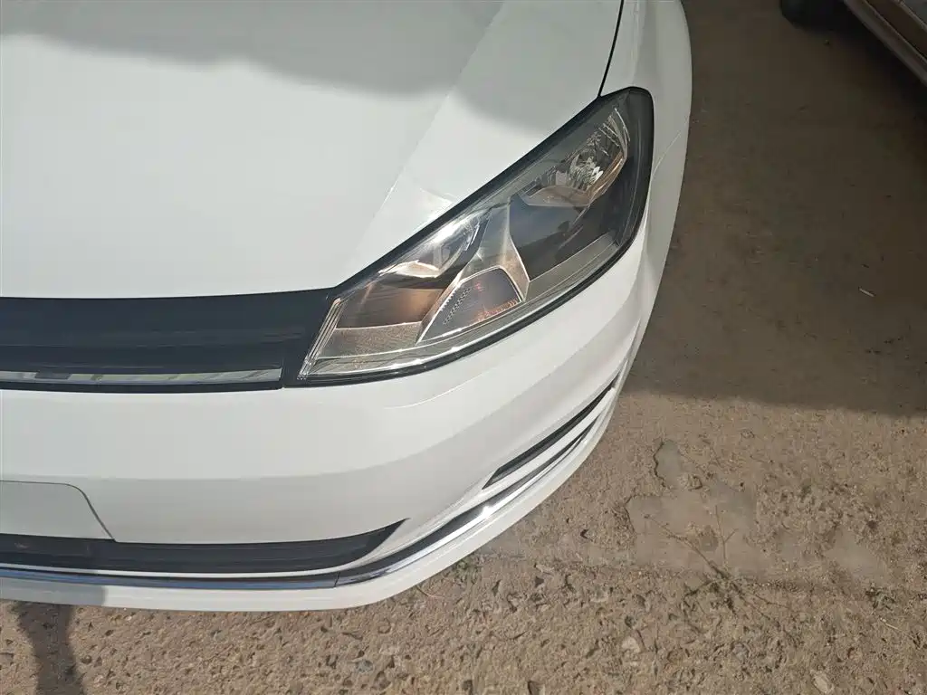 Volkswagen Golf 2016 1.6L Automatic Fashion фото 17