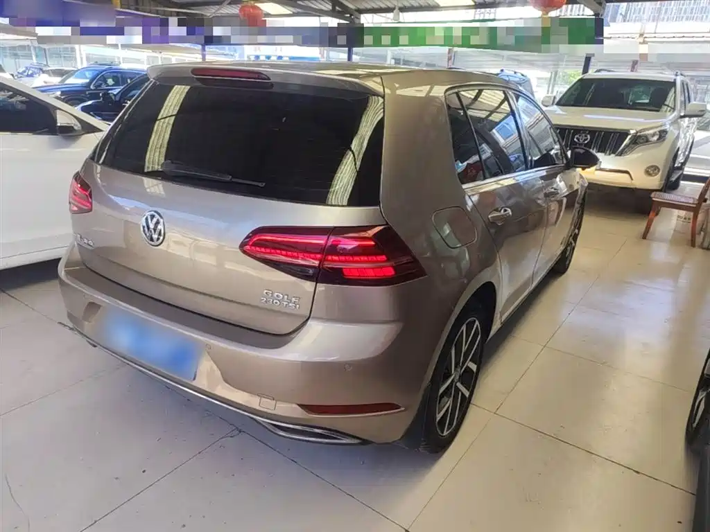 Volkswagen Golf 2018 230TSI Automatic Luxury фото 7